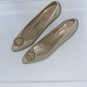 Vintage THOMAS CORT Sparkle Oyster Size 7.5 new condition 2.5” heel